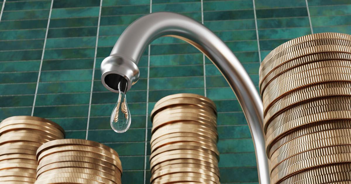 DACO prohíbe el "water fee": comercios podrían enfrentar multas de hasta $10,000