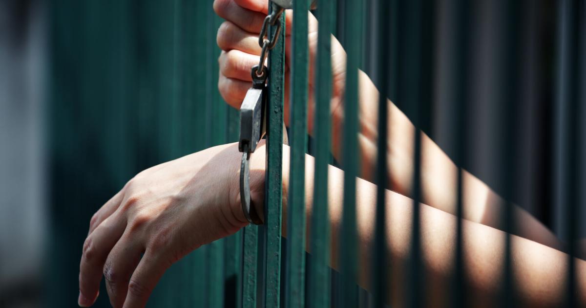 Arrestan a un hombre por presuntamente disparar contra agentes en San Juan