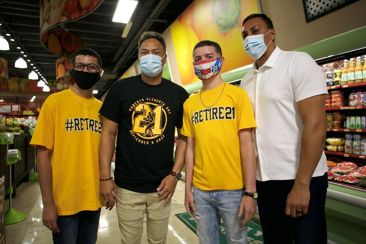 Alomar E Igor Recuerdan A Clemente En Su Dia Deportes Elvocero Com