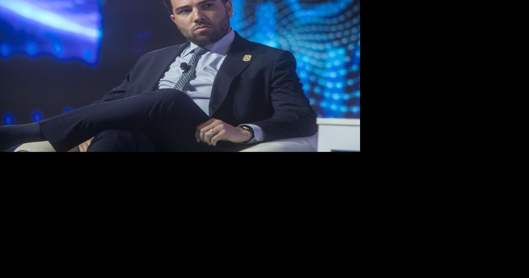 Renuncia del secretario del DDEC genera dudas sobre confianza inversionista en Puerto Rico