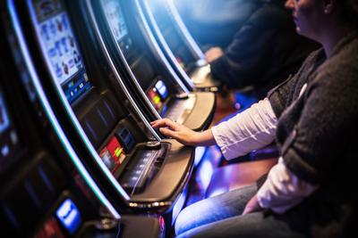La Comisión de Juegos autoriza a retomar hoy operaciones de casinos