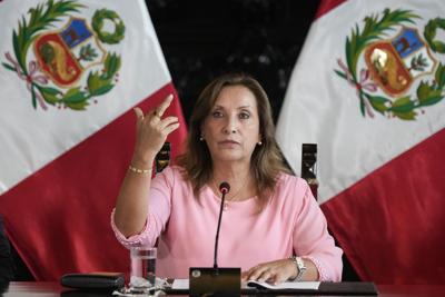 Abogado de la presidenta de Perú niega ser parte de una organización criminal