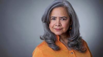 Esmeralda Santiago celebra el 30 aniversario de Cuando era puertorriqueña