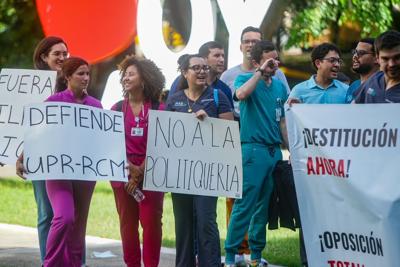 VÍDEOS: Crece el repudio a rectora del Recinto de Ciencias Médicas de la UPR