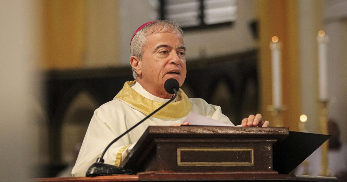 Roberto González se despide tras 27 años como arzobispo de San Juan