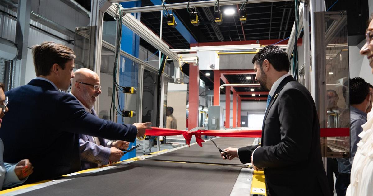 Islandwide inaugura sistema automático de clasificación de paquetes con inversión de $1.65M