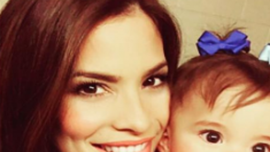 Tierno Disfraz De La Bebe De Viviana Ortiz Y Jose Juan Barea Escenario Elvocero Com Mientras que zuleyka rivera se separó del basquetbolista, josé juan barea, con quien tuvo un hijo en el año 2011, y hace pocos meses. tierno disfraz de la bebe de viviana