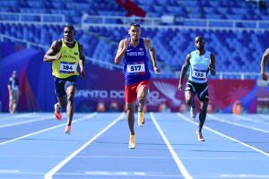 Imagen del artículo de El Vocero: José Figueroa gana el oro centroamericano de los 200 metros y corona una temporada de ensueño
