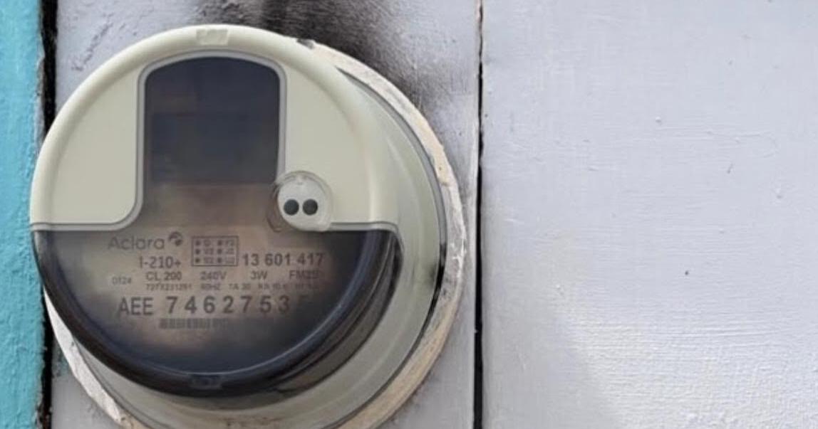 Vecinos de Yauco denuncian daños a enseres por fluctuaciones eléctricas durante más de tres años