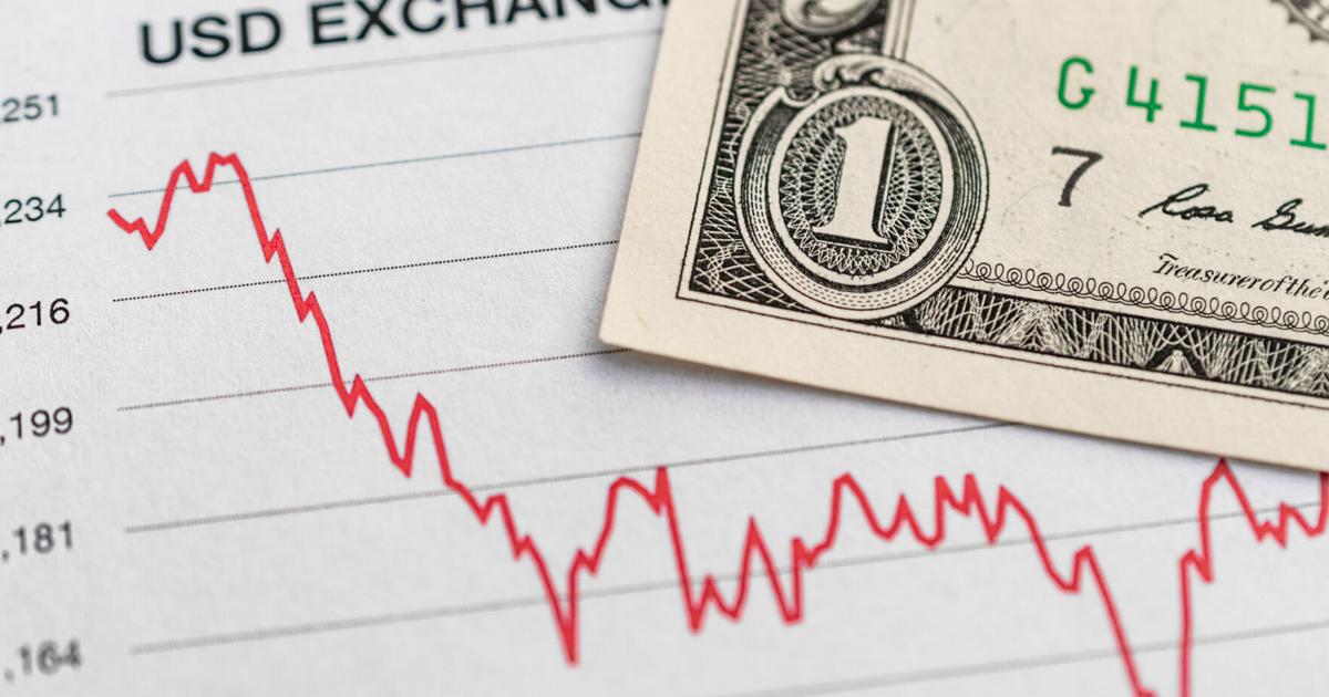 Dólar sigue débil en 2026 tras su peor caída en más de 50 años