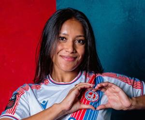 Imagen de la cobertura de: Caitlin Cosme firma con el Crystal Palace y hace historia en la liga inglesa