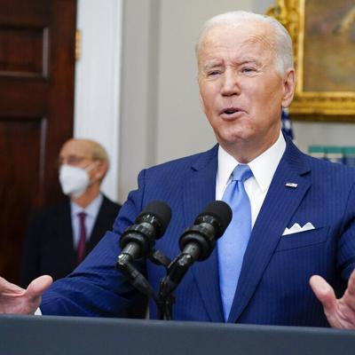 El presidente Joe Biden promete nombrar a una mujer afroamericana para la Corte Suprema en febrero
