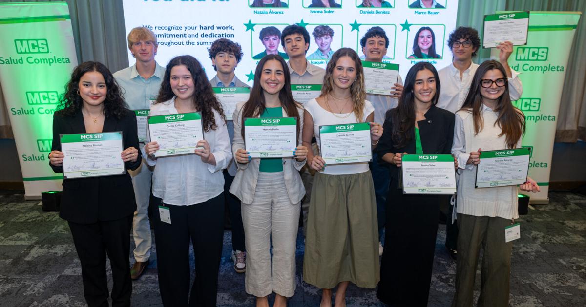 MCS concluye edición de su Summer Internship Program con once estudiantes universitarios
