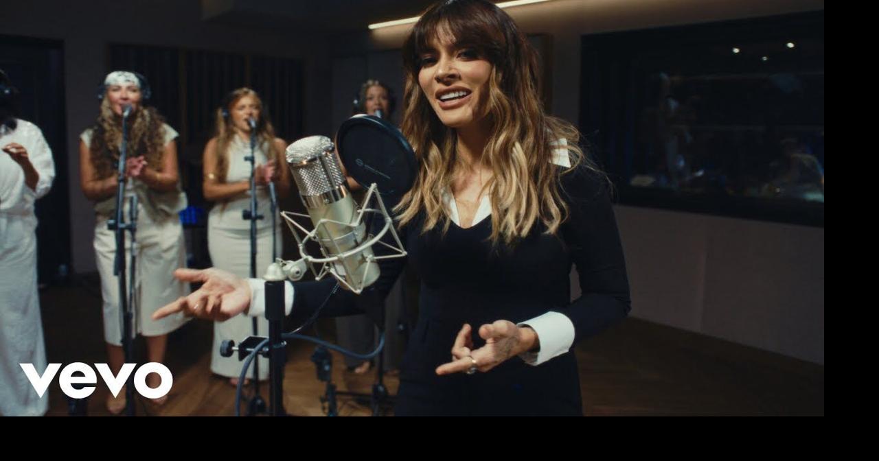 Kany García estrena nueva versión de “A La Niña Que Fui” junto a artistas españolas