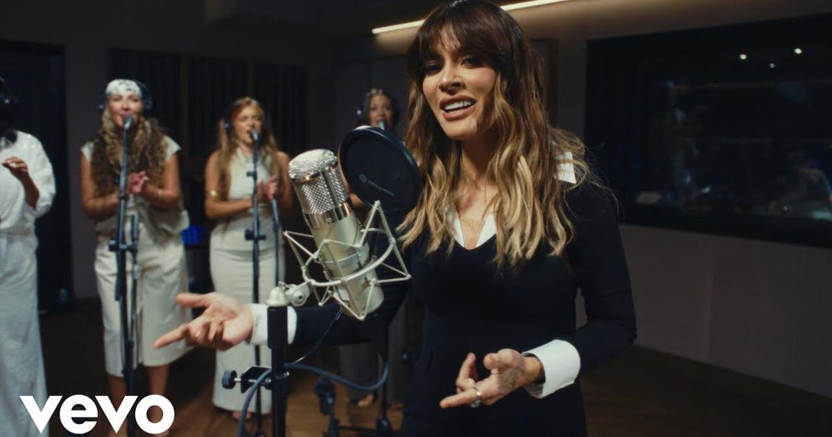 Kany García estrena nueva versión de “A La Niña Que Fui” junto a artistas españolas