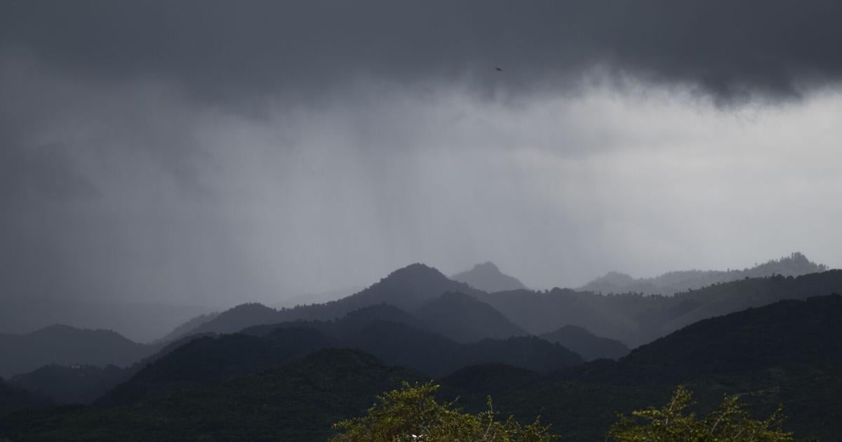 Onda tropical trae aguaceros y riesgo de inundaciones localizadas en el Día de los Padres