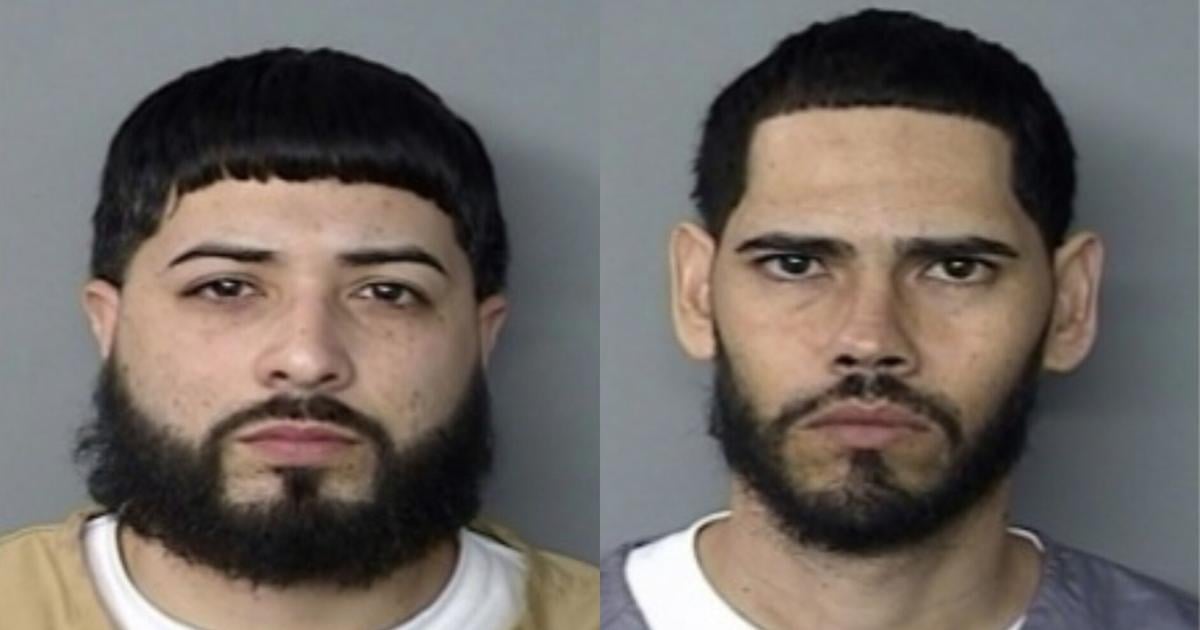 Radican cargos contra dos hombres por triple asesinato en Las Marías; fianza de $3.1 millones