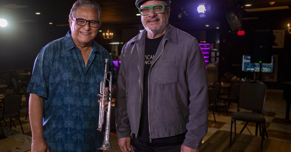Perico Ortiz convierte recuerdos de su padre en concierto junto a Carlos Esteban