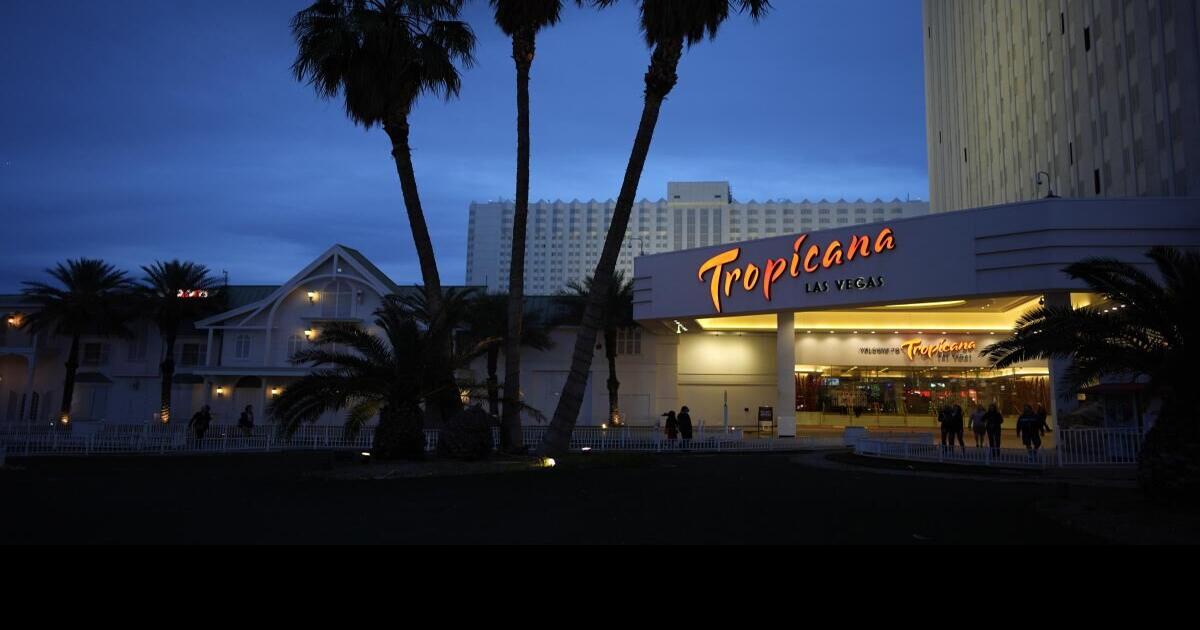Cierra famoso hotel en Las Vegas tras 67 años