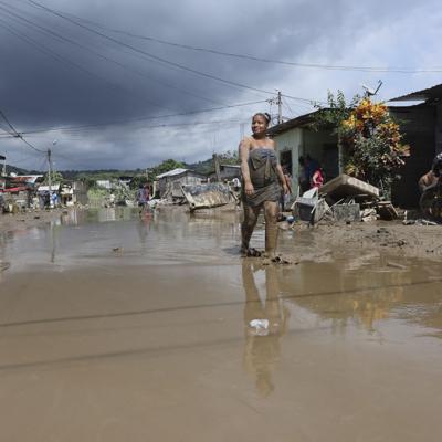 Al menos 1,500 personas rescatadas tras inundaciones severas en Ecuador