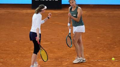 Sorribes y Bucsa luchan por el título en la final de dobles en Madrid
