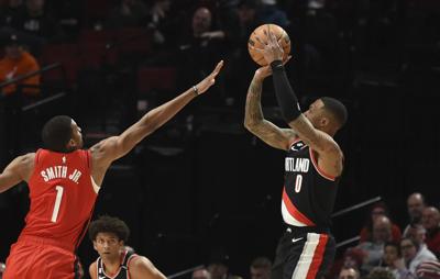 Damian Lillard anota 71 puntos y 13 triples en triunfo ante Houston