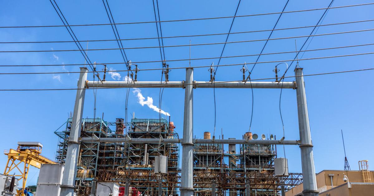 LUMA y Genera se culpan mutuamente por apagón que dejó sin luz a más de 175,000 clientes