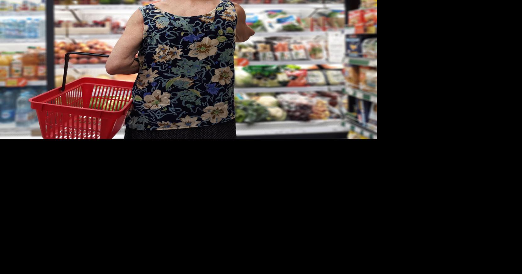 Cambio demográfico en Puerto Rico desafía a la industria de supermercados
