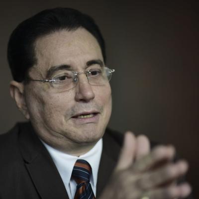 Destituyen al presidente de la Universidad Interamericana, Manuel Fernós