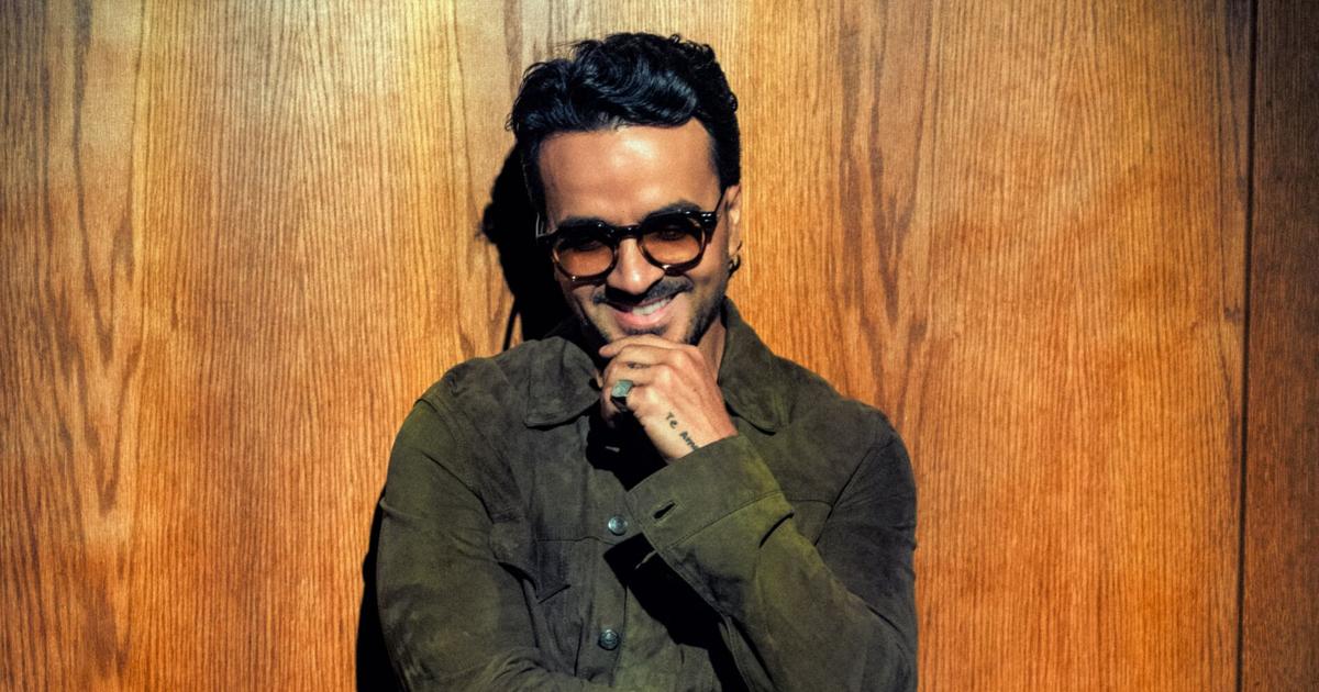 Luis Fonsi habla sin filtros sobre el éxito y anuncia gira que comenzará en Puerto Rico en 2027