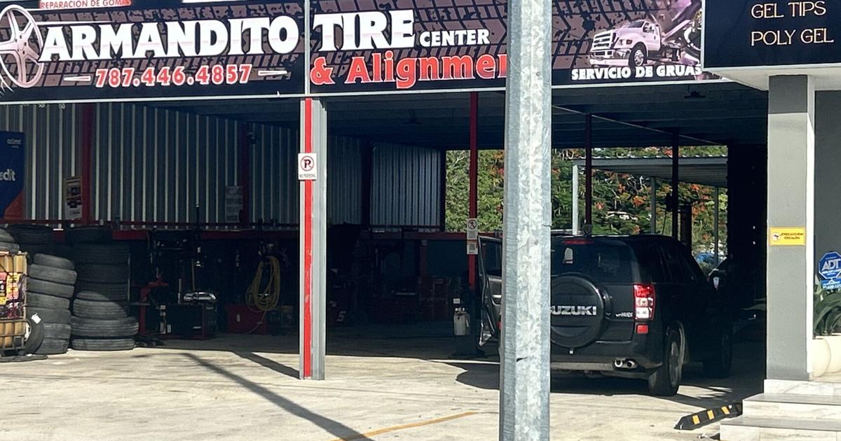 Asesinan comerciante en negocio de gomas en Salinas