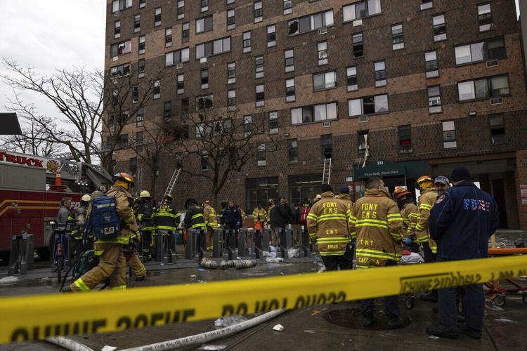 Fallecen 19 personas a causa de un incendio de grandes proporciones en Nueva York 61db769d42e5c.image