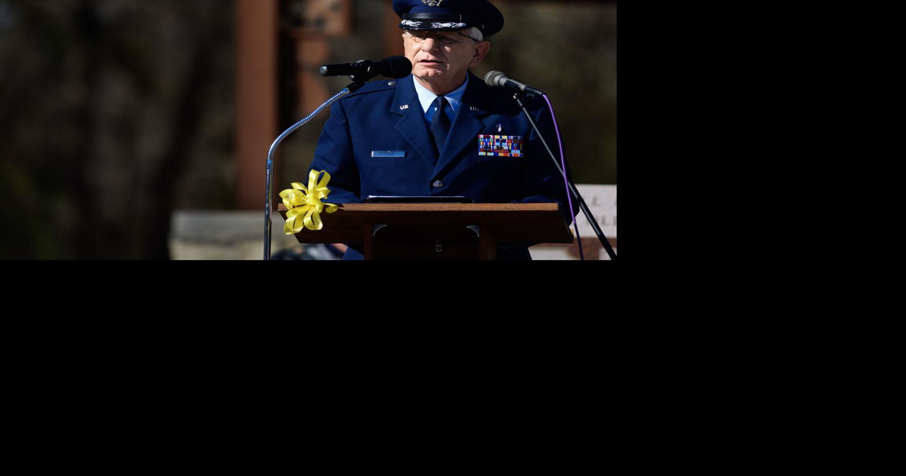 Hicks speaks on unique history binding Americans, veterans together ...