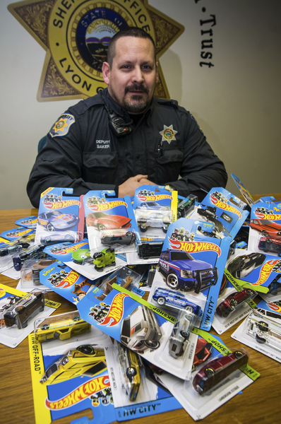 Mattel donates 800 toy cars to sheriff s office Local deputy uses