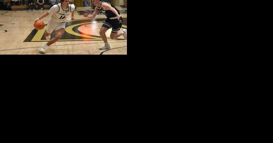 Eight is Enough as Emporia State men post 75-64 win at Newman - Vimarsana News