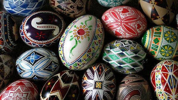 Quarantine Easter Egg Hunt Promises Fun While Social Distancing