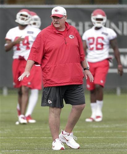 Chiefs preparing without Houston during mandatory minicamp | Sports ...