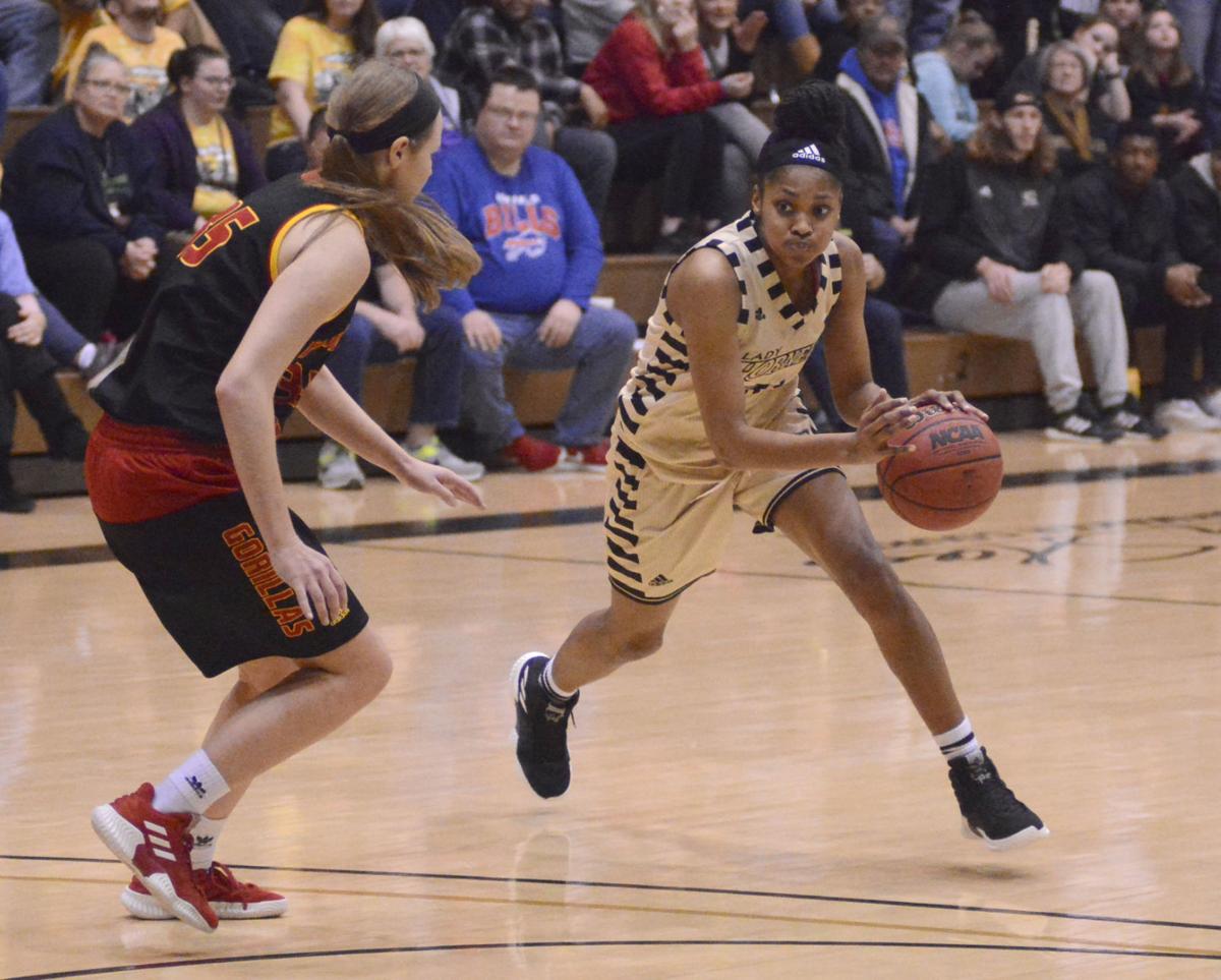 Emporia State S Jessica Wayne Legs Out Final Year Through Injury