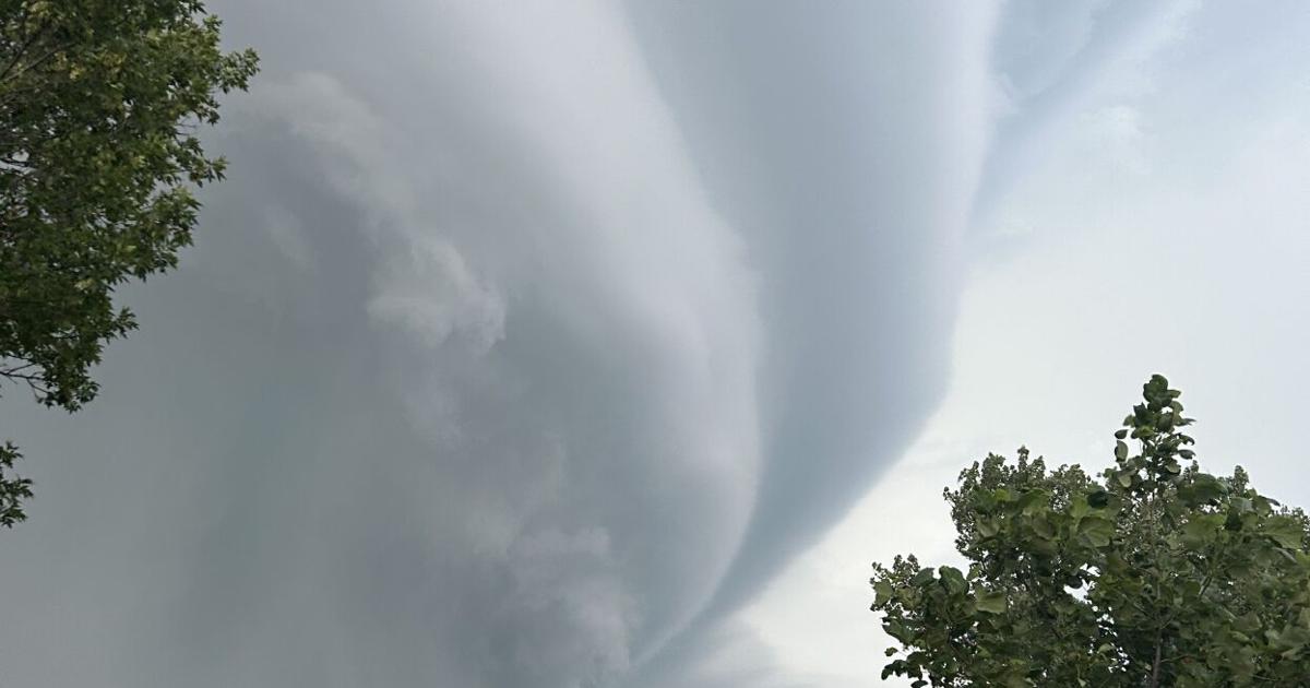 Tornadic storms cause damage to Melvern Lake Marina, multiple tornadoes ...