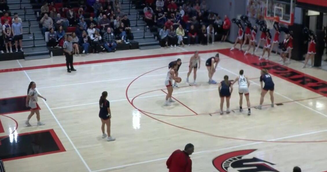 Spartans Fall in Senior Night Sweep to Manhattan