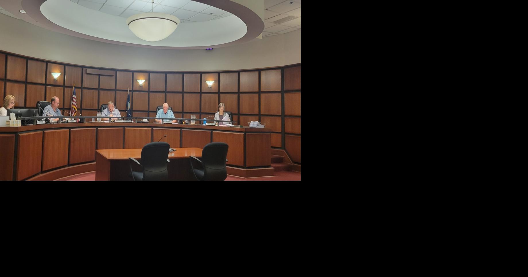 Lyon County Commission approves training, travel requests for emergency communications staff