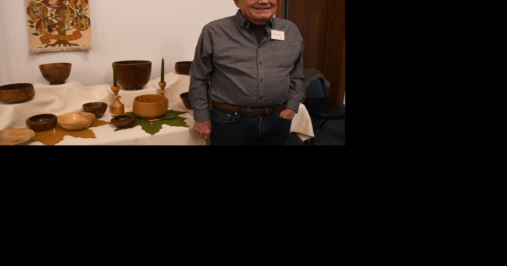 Warmth, Art and Holiday Spirit Fill St. Andrew’s Christmarket