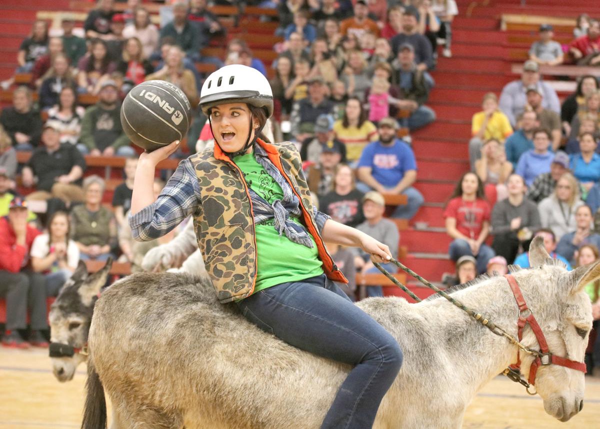 Donkey Basketball Hilariously Entertaining Cln Emporiagazette Com