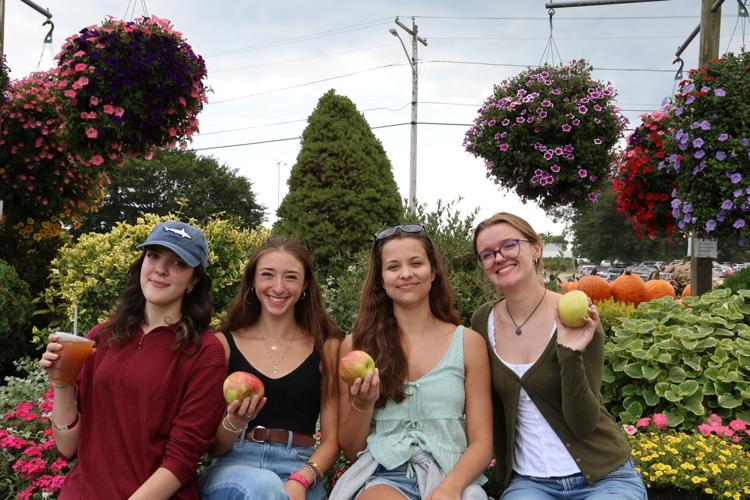 Apple Picking at Cider Hill Farm | Multimedia | endicottobserver.com