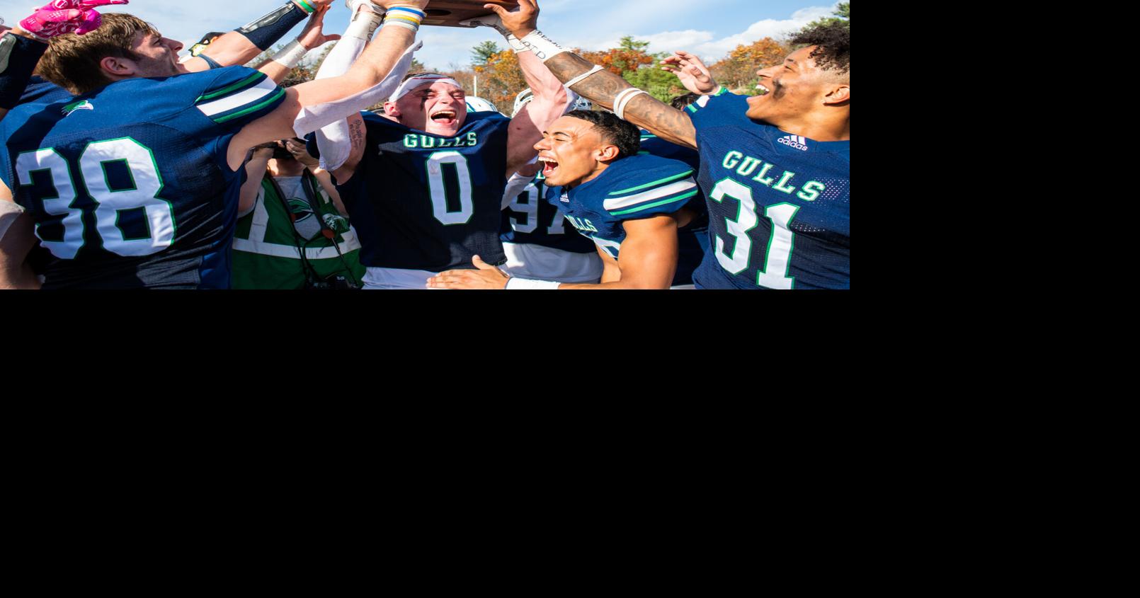 endicott-football-wins-second-straight-ccc-championship-sports-endicottobserver