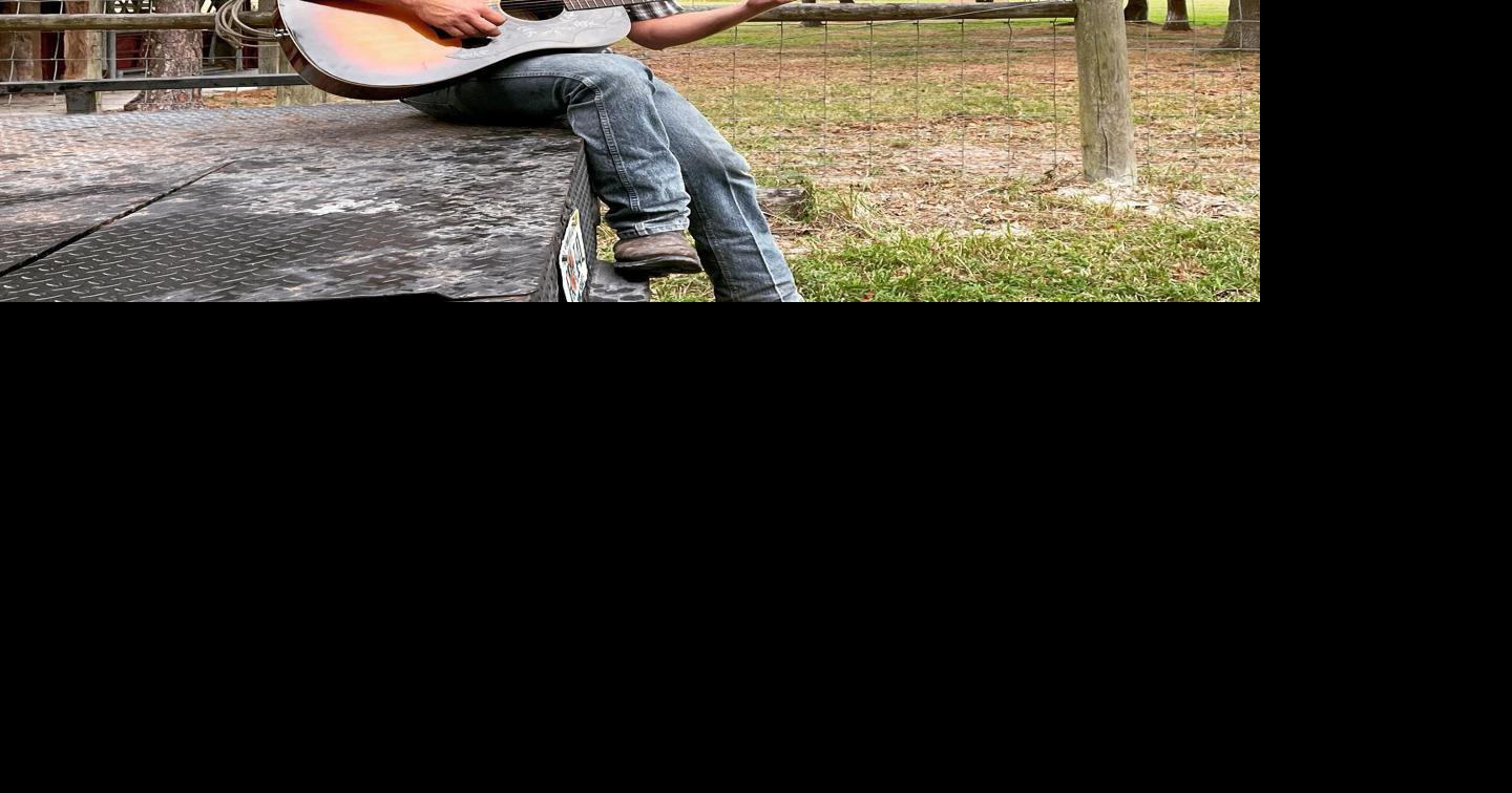 Country music recording artist performing at Monroe's Corn Festival ...