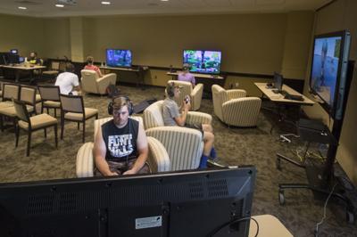 Students Participate In Esu Fortnite Tournament Entertainment Esubulletin Com