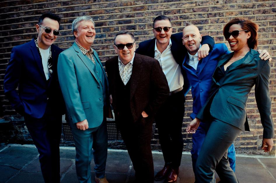 Tempted Kennedy Center Welcomes The Uk Rock Band Squeeze