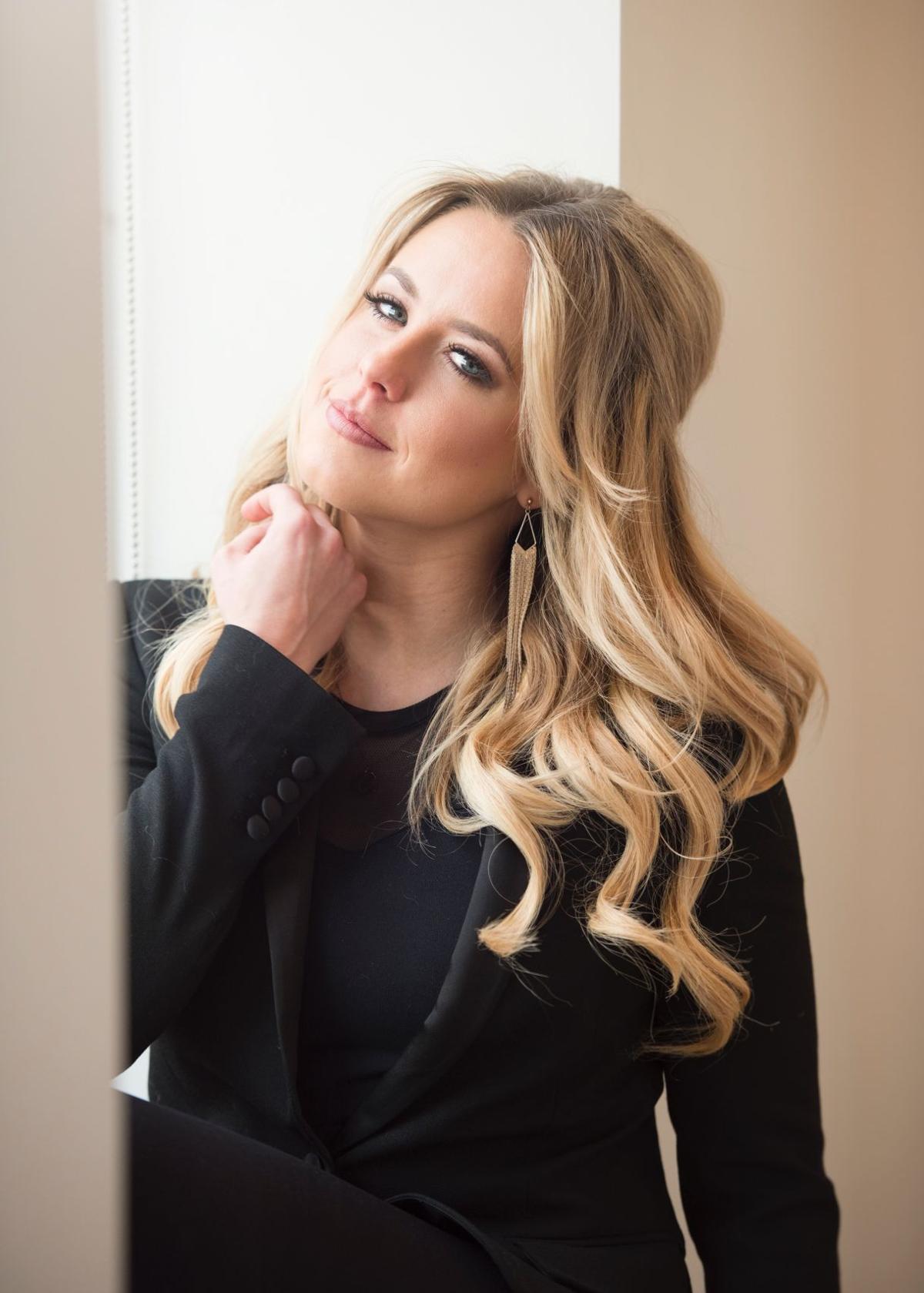 Chelsie Lynn Deville'S Direct.Me Scandal Explodes - vzopx8e