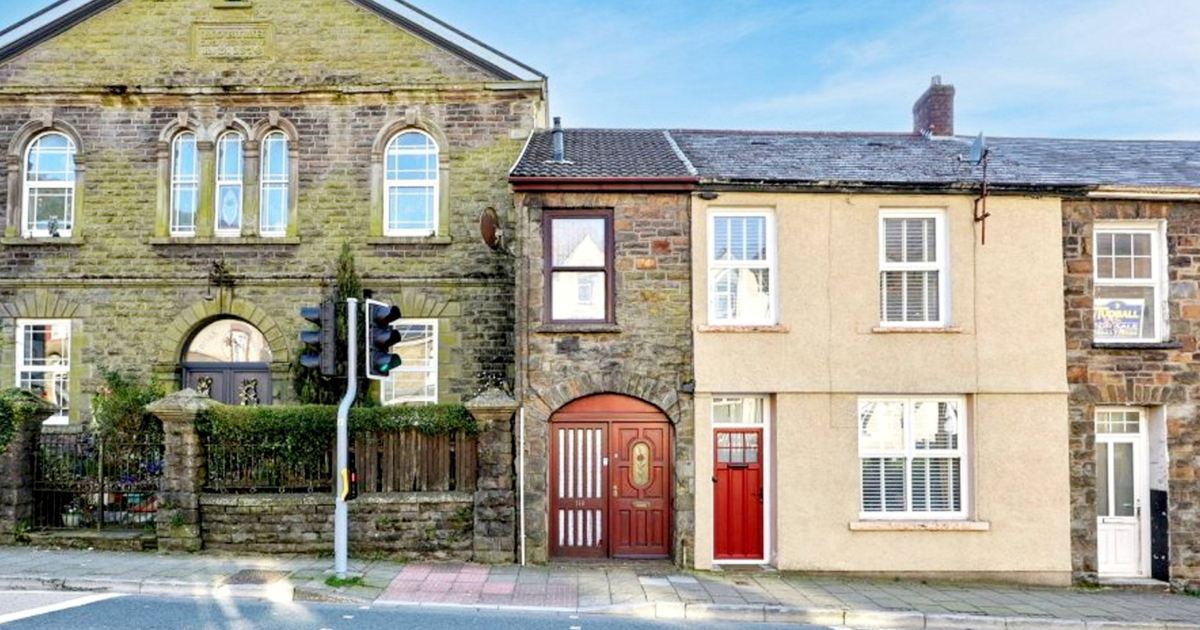 Narrow house that’s under 8-feet wide sold for just over $56,000 ...